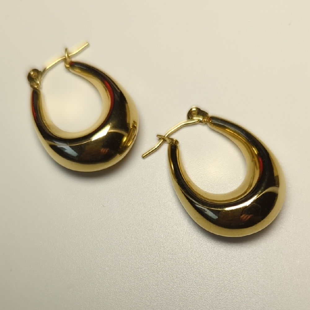 Jewelry Archives - Elegant Gold Hoop Earrings